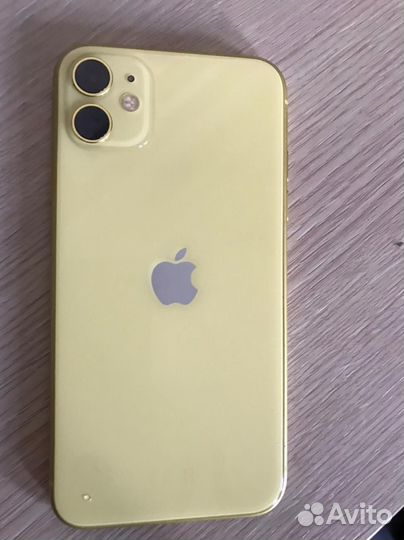 iPhone 11, 64 ГБ