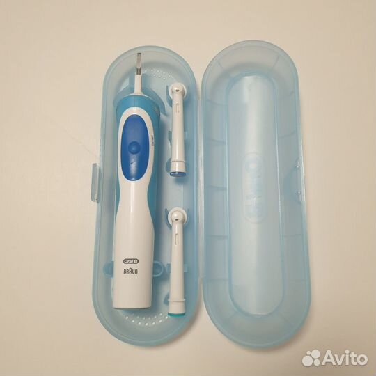 Электрическая зубная щетка Braun Oral-B Vitality 3