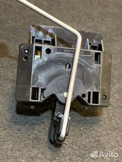 Датчик уровня топлива Skoda Yeti 1.2 cbzb 2011