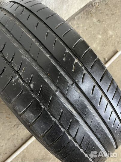 Michelin Primacy HP 215/60 R16