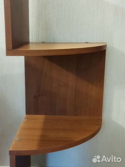 Полка угловая настенная бу