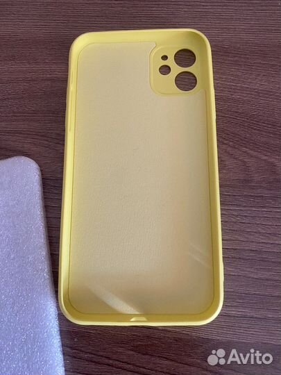 Чехол на iPhone 11