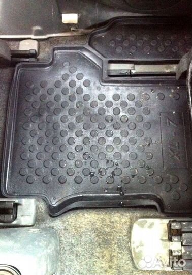 Коврики Suzuki Grand Vitara XL7 2001-2006