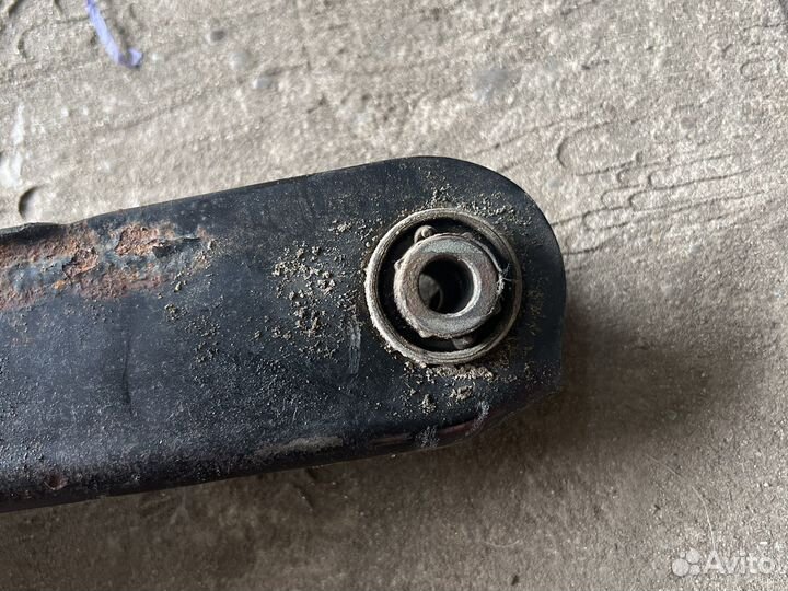 Задний правый рычаг форд эскейп 3