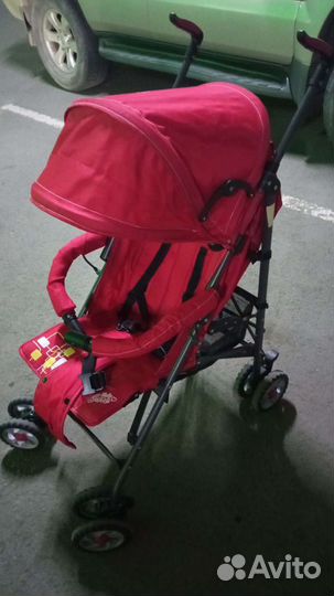 Прогулочная коляска