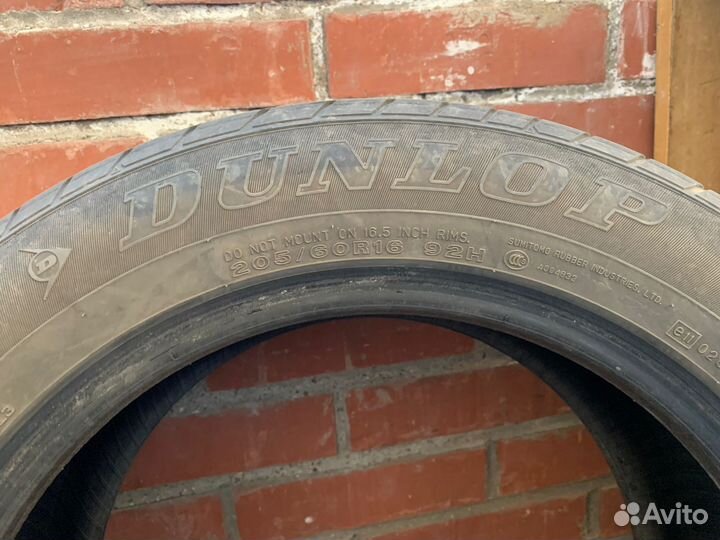 Dunlop SP Sport 2050M 205/60 R16 92H