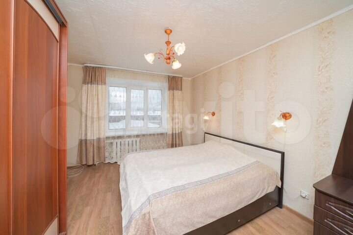 4-к. квартира, 92,2 м², 2/5 эт.