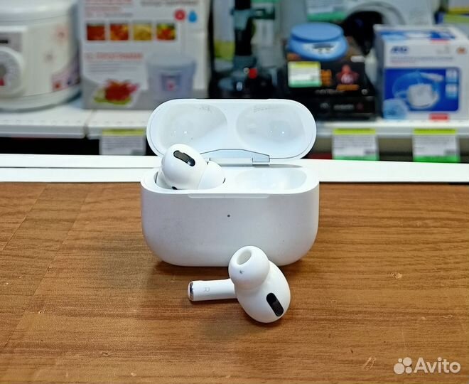 Наушники AirPods Pro
