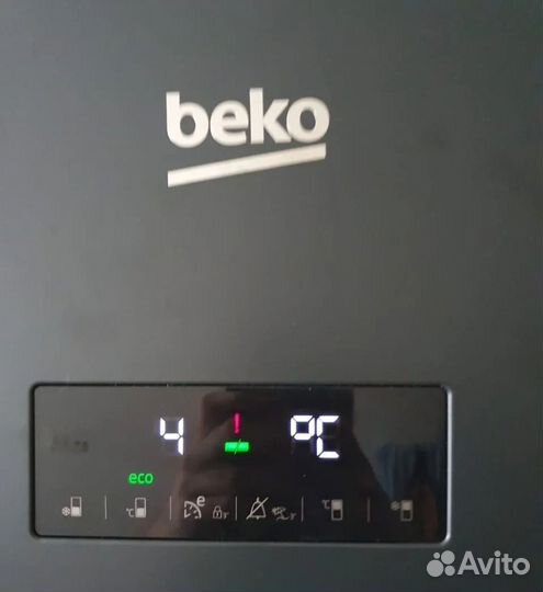 Ремонт холодильников Ремонт стиральных машин