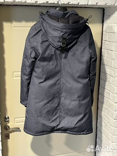 Пуховик зимний женский