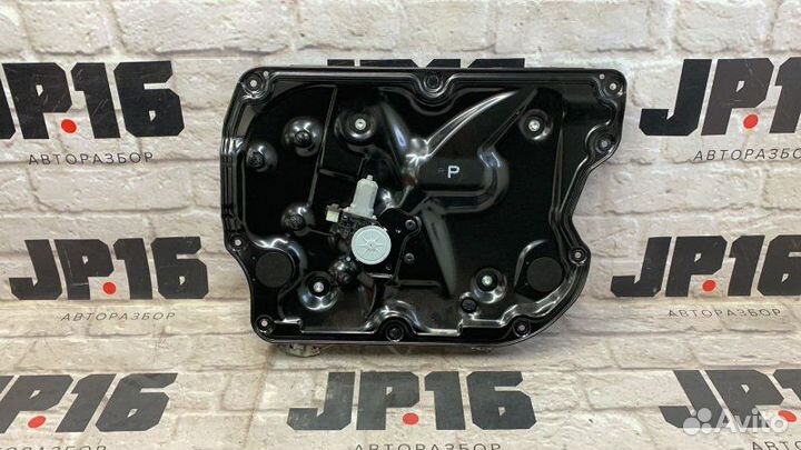 Стеклоподъемник передний правый Infiniti Fx50 S51