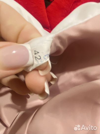 Ветровка женская