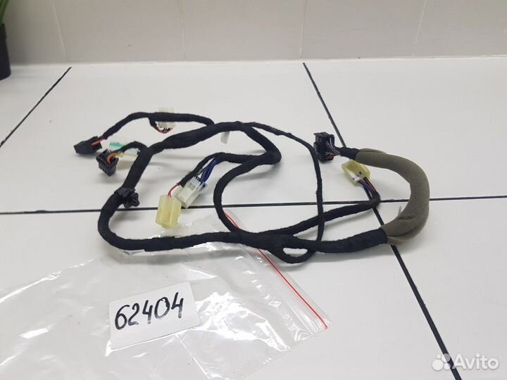 Электропроводка отопителя (Geely Coolray)