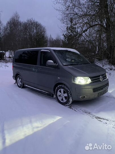 Volkswagen Caravelle 2.0 AMT, 2011, 255 000 км