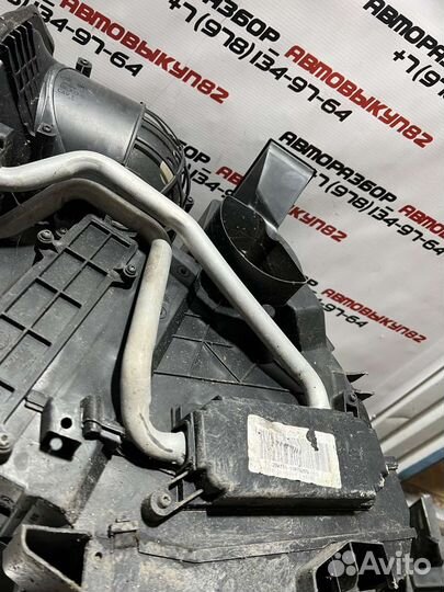 Корпус отопителя Ford Fusion 2002