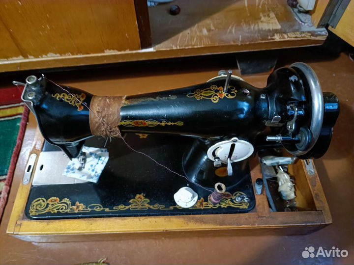 Швейная машинка