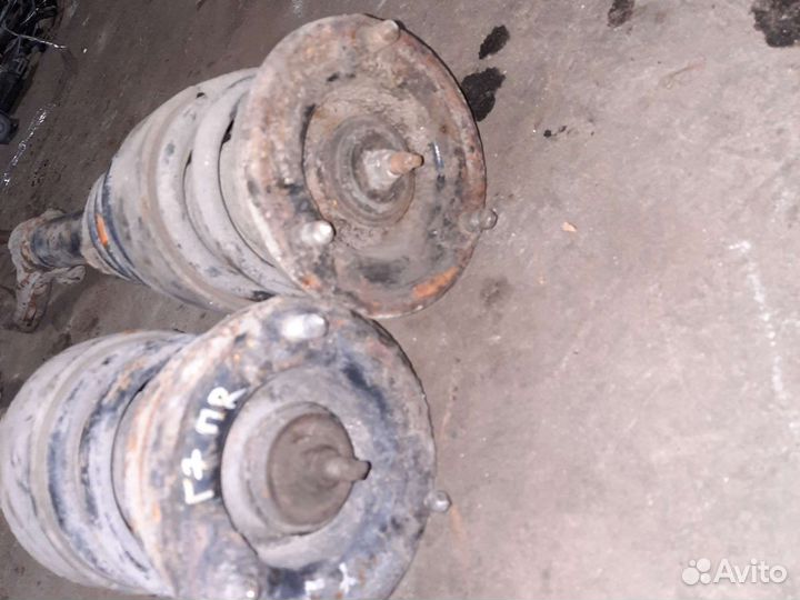 Передняя стойка Mitsubishi Galant 7