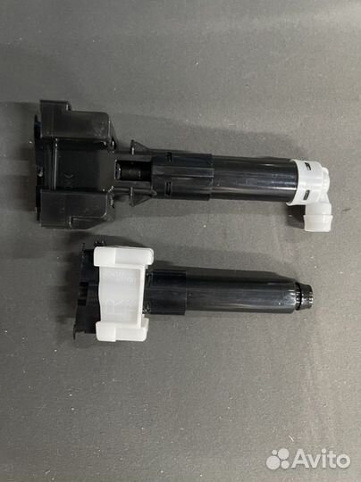 Форсунка омывателя фар Лексус RX 3 поколение