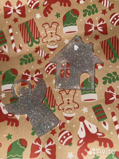 Новогодние украшения из смолы