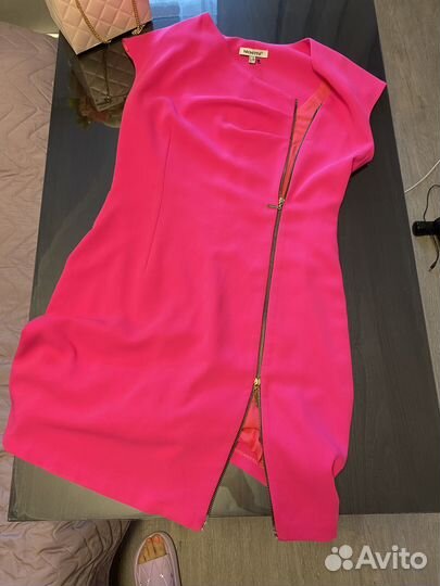 Платье фуксия М