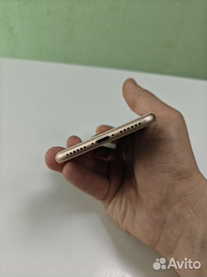 Корпус iPhone 8