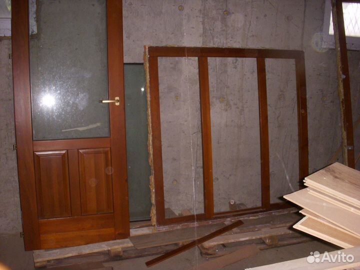 Окно и дверь в лоджию, балкон натуральное дерево