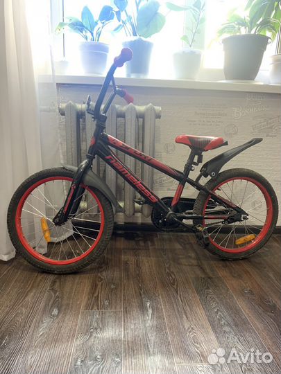 Велосипед детский. 18 колеса