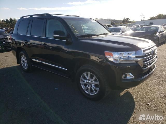 В разбор Toyota Land Cruiser 200