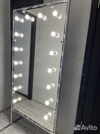 Гримерное зеркало