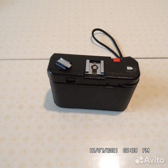 Пленочный фотоаппарат Эликон-535