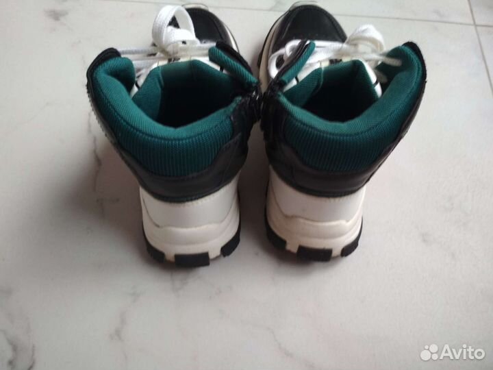 Р.34/35(22см) Zara Демисезонные ботинки д/мальчика