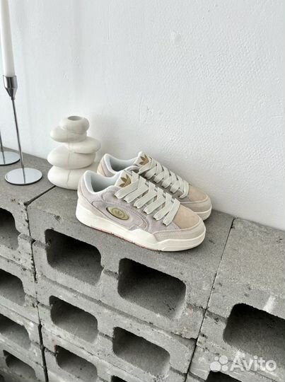 Кроссовки Adidas Adi 2000x