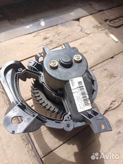 Моторчик отопителя opel