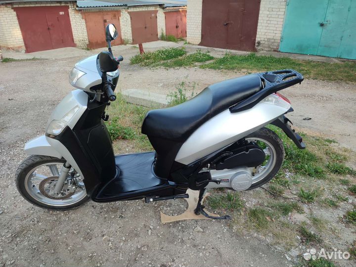 Отличный скутер
