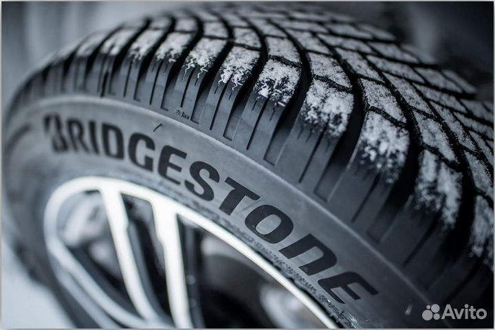 Bridgestone Blizzak LM-005 205/55 R16 91H