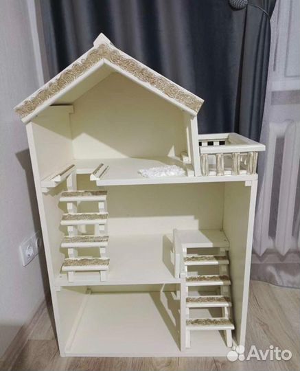 Домик кукольный