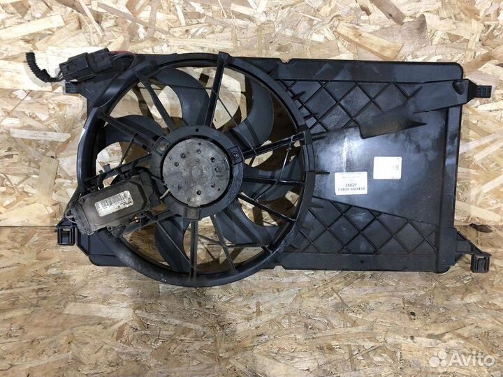 Вентилятор радиатора 2.0 Mazda 3 BK 2006-2009 Р