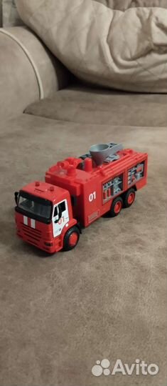 Машинка пожарная с баком для воды