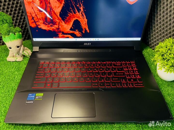 Ноутбук MSI Katana 17.3