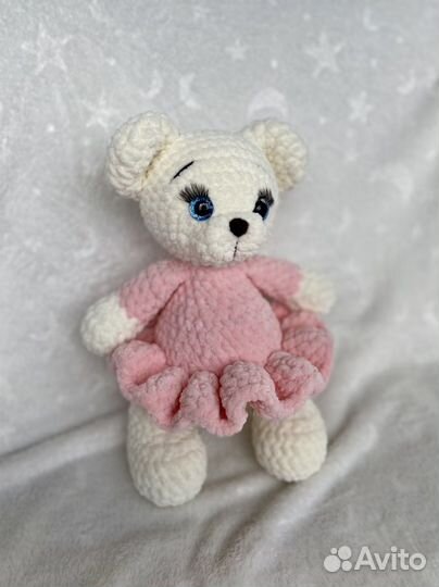 Мягкая вязаная игрушка ручной работы
