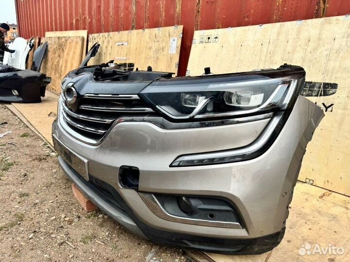 Передняя часть Рено Колеос HZG дорестайлинг