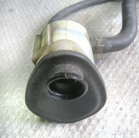 Бачок гур Ford Fiesta 1.3