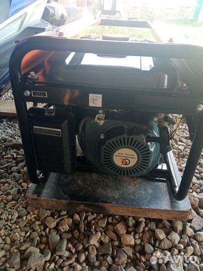 Генератор бензиновый