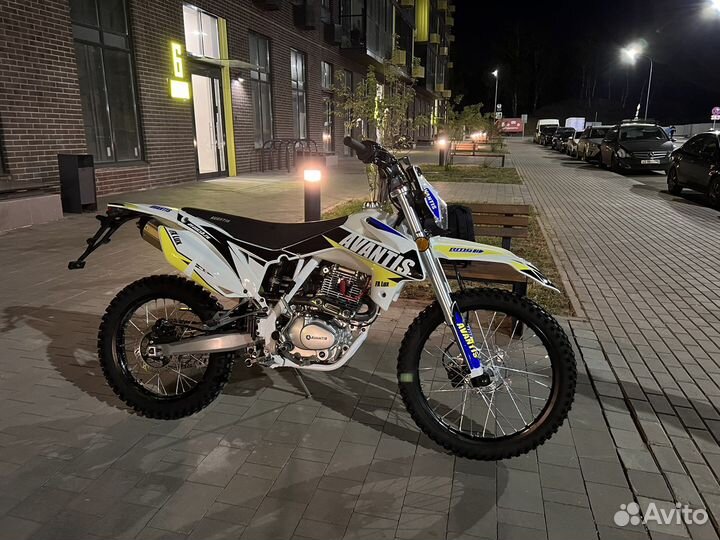 Эндуро Авантис 250 lux