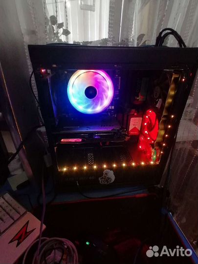 Материнская плата с процессором