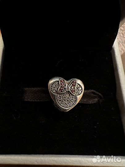 Украшение шарм Pandora Swarovski