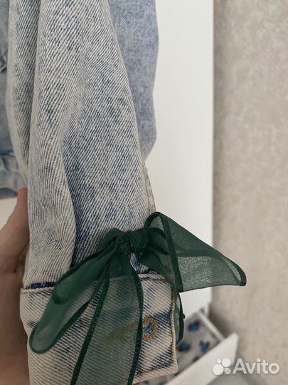 Джинсовая куртка