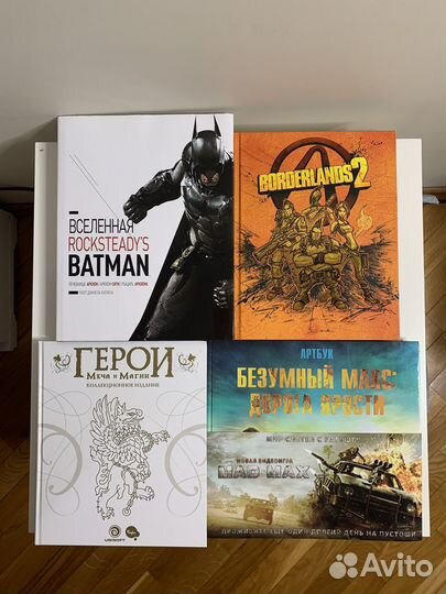 Комиксы, артбуки, книги