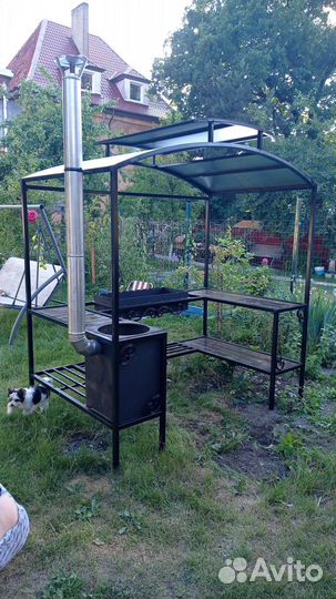 Мангал с крышей