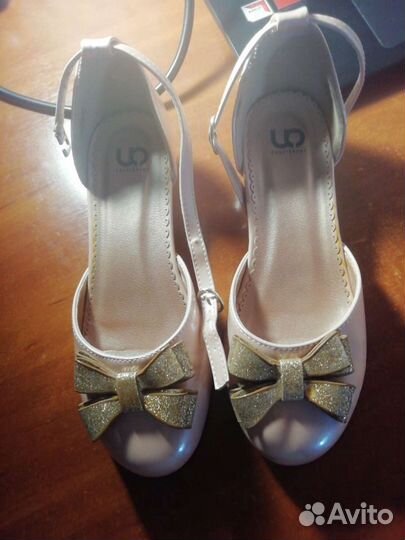 Туфли для девочки